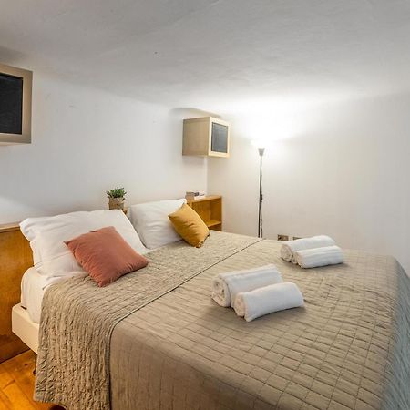 Ausonio 14 Apartment Милано Екстериор снимка